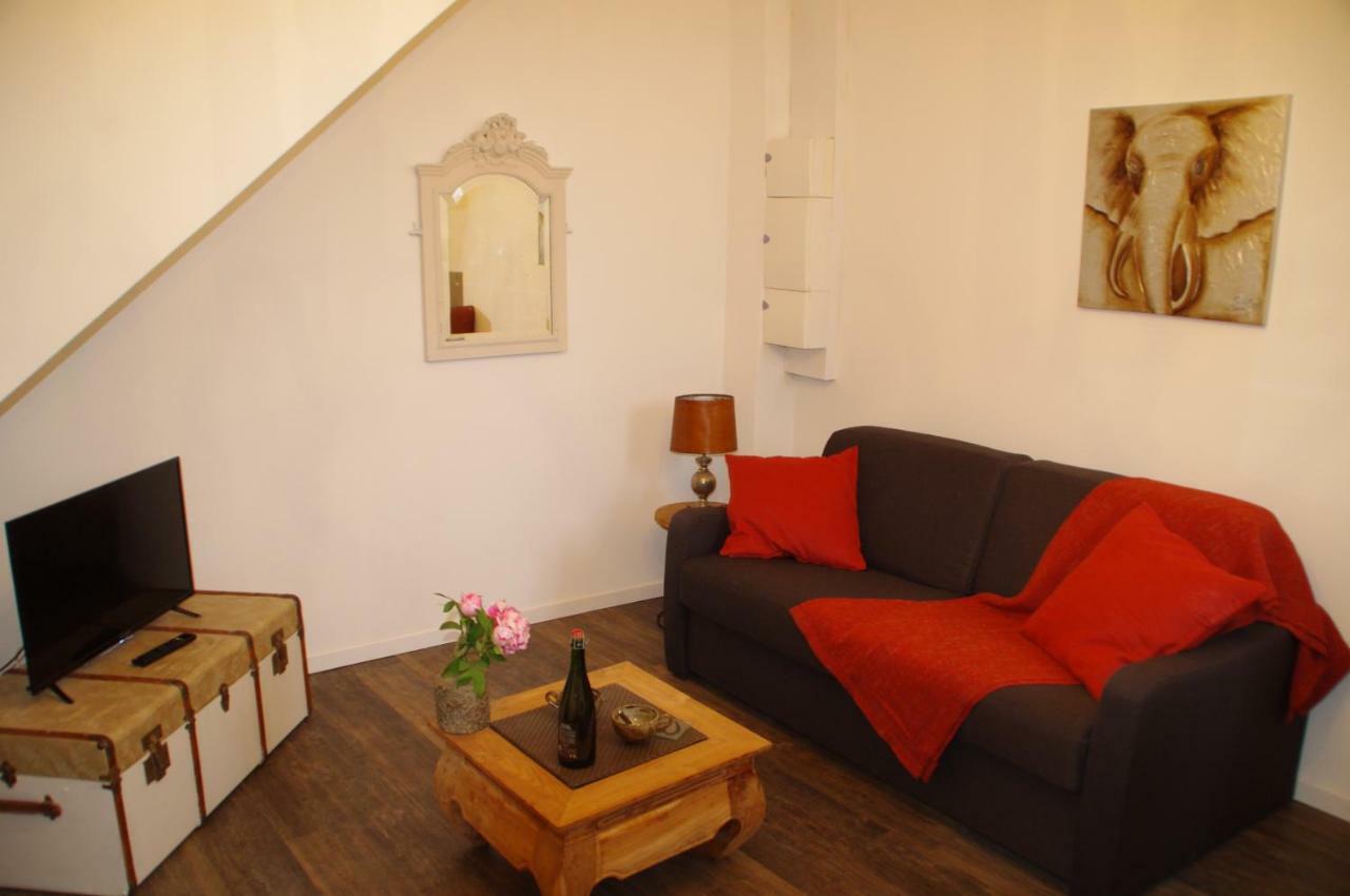 La Cour Royale Apartment Bayeux Bagian luar foto