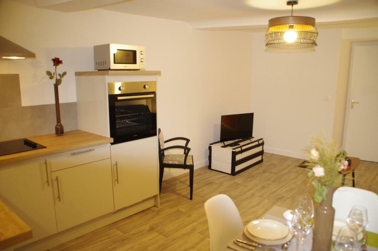 La Cour Royale Apartment Bayeux Bagian luar foto