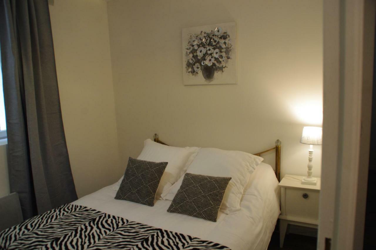 La Cour Royale Apartment Bayeux Bagian luar foto
