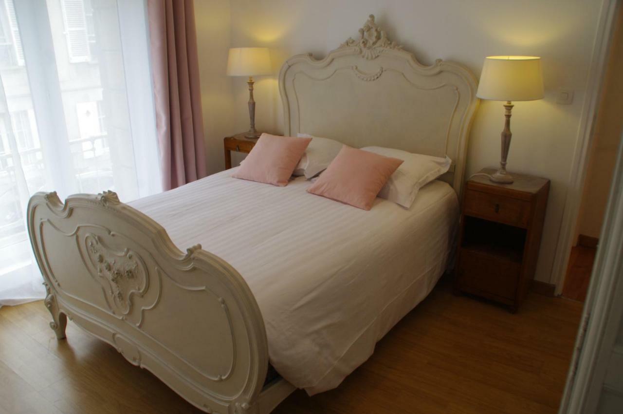La Cour Royale Apartment Bayeux Bagian luar foto