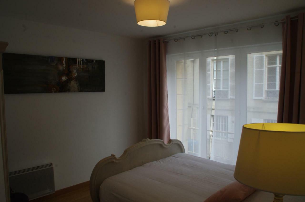 La Cour Royale Apartment Bayeux Bagian luar foto