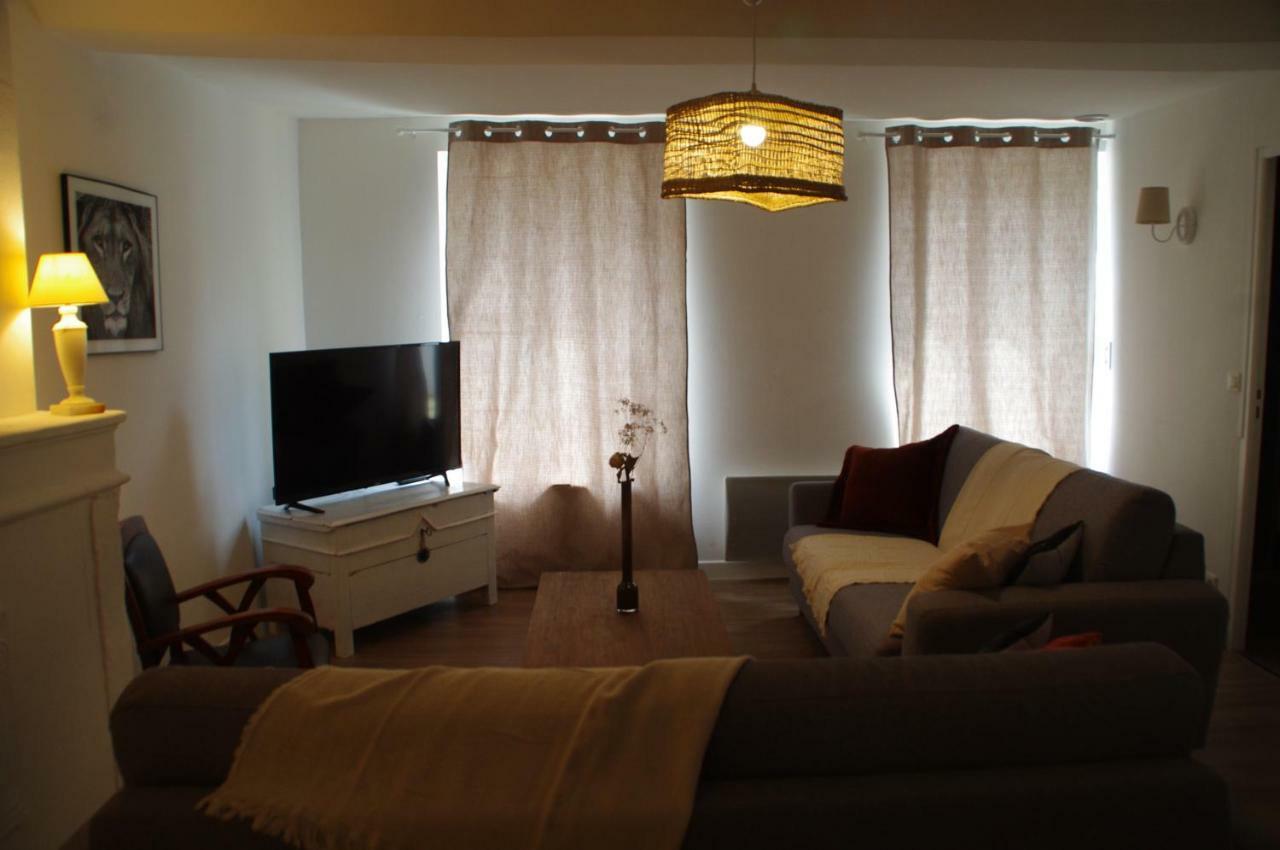 La Cour Royale Apartment Bayeux Bagian luar foto